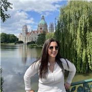 Buenas, soy una joven estudiante de Educación Primaria que me encanta ayudar y trasladar conocimientos a los demás